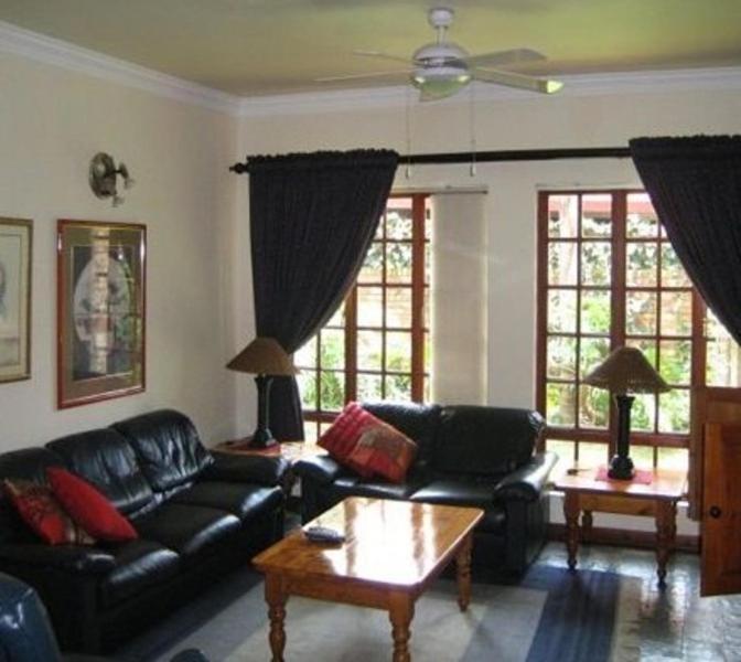 Limonite Guesthouse พริทอเรีย ภายนอก รูปภาพ