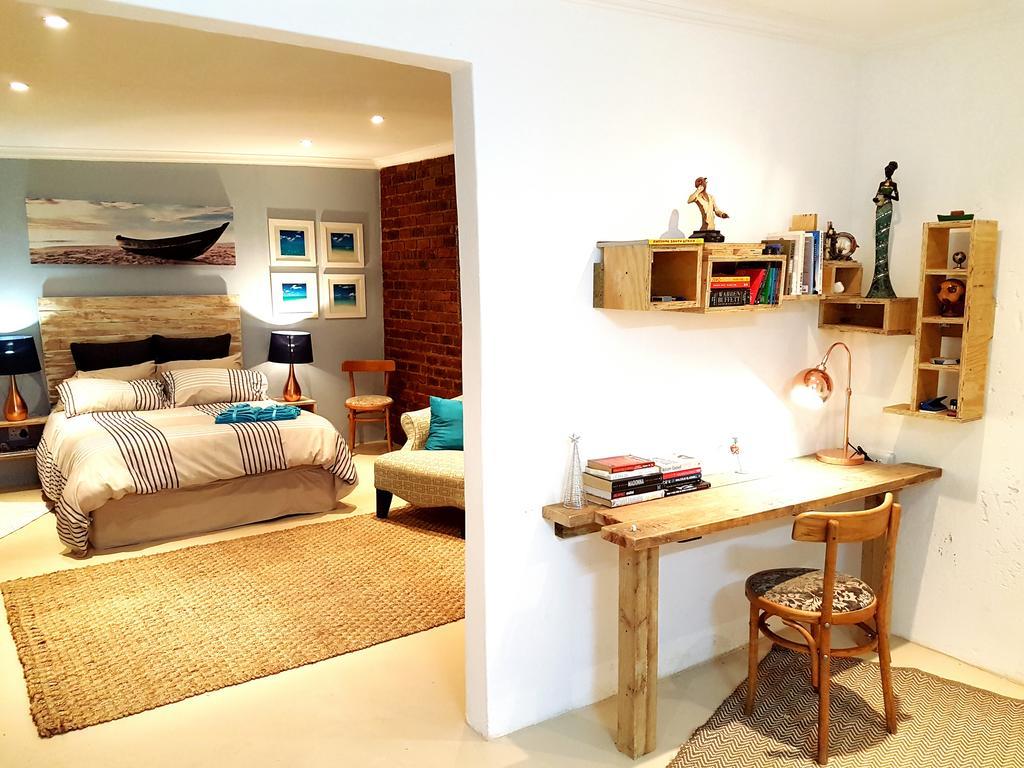 Limonite Guesthouse พริทอเรีย ภายนอก รูปภาพ