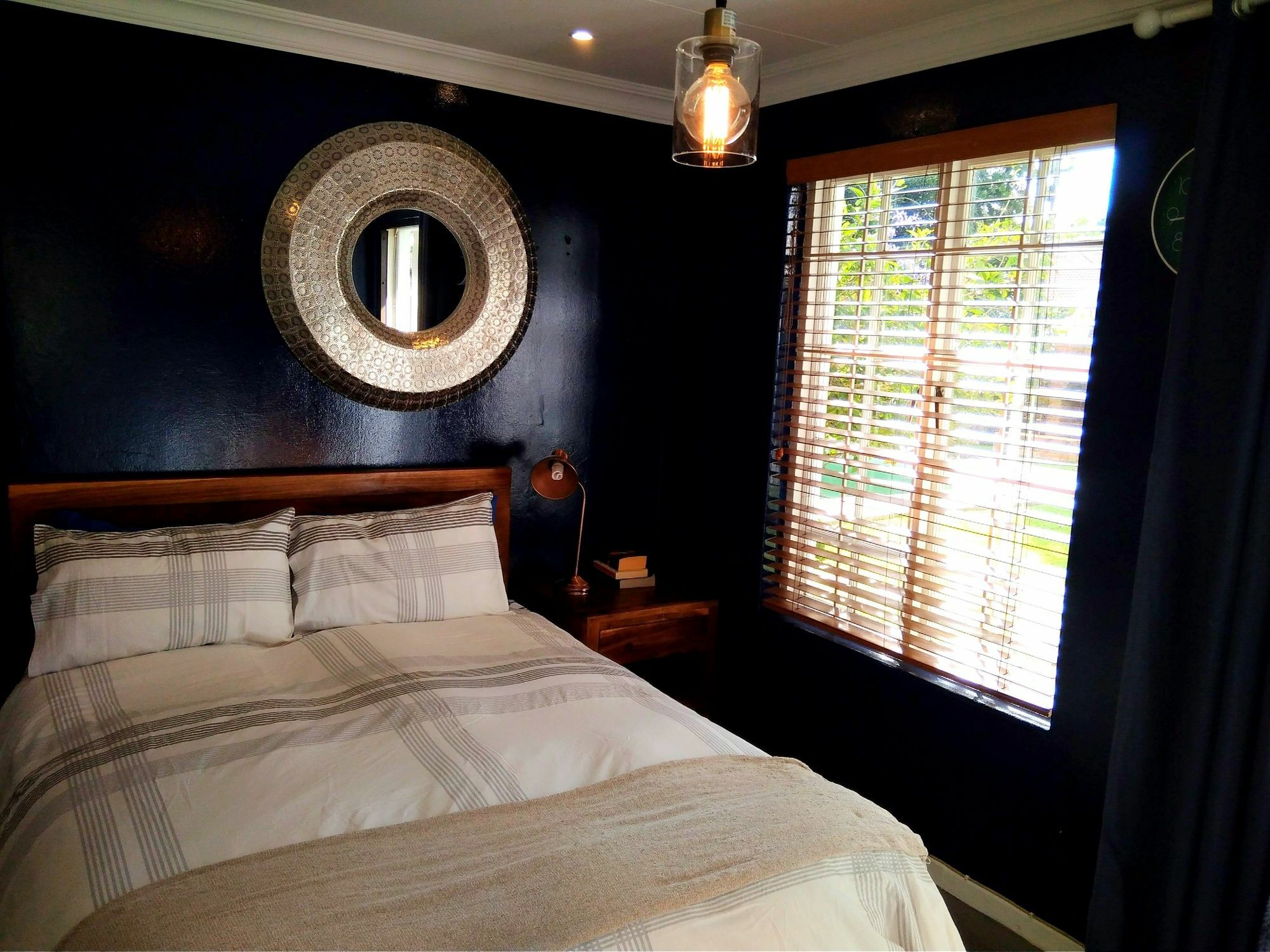 Limonite Guesthouse พริทอเรีย ภายนอก รูปภาพ